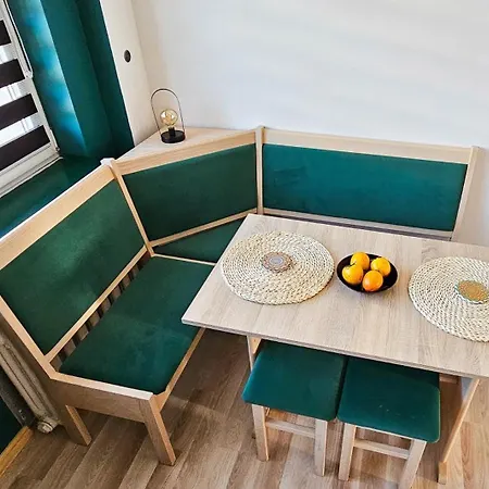 Mieszkanie Dwupokojowe Z Balkonem, Blisko Parku *