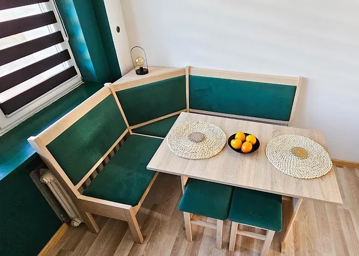 Mieszkanie Dwupokojowe Z Balkonem, Blisko Parku *