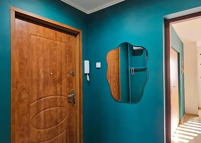 Mieszkanie Dwupokojowe Z Balkonem, Blisko Parku