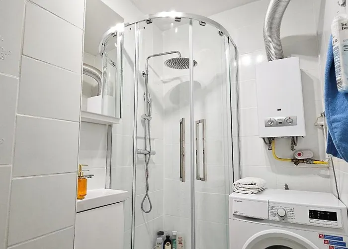 Mieszkanie Dwupokojowe Z Balkonem, Blisko Parku *